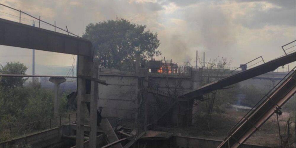 Минимум трое погибших. Оккупанты в Донецкой области обстреливают всю линию фронта и города в тылу — глава ОВА