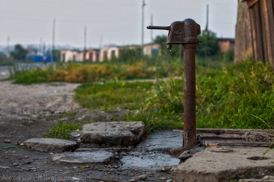 "Дочекалися": В окупованому Лисичанську "ждуни" платитимуть абонплату за водяну колонку