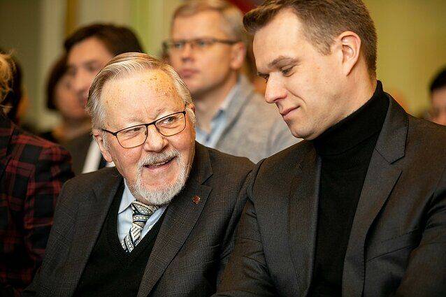 Шесть из десяти жителей Литвы против признания Ландсбергиса главой государства - ОПРОС BNS/VILMORUS KÜSITLUS