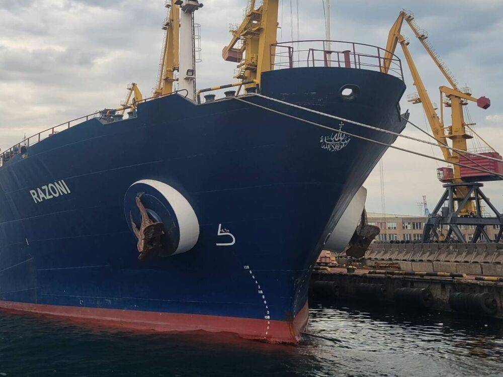 Выход первого судна из порта Одессы по "зерновому коридору" – тестовый, это проверка маршрута – ВМС Украины