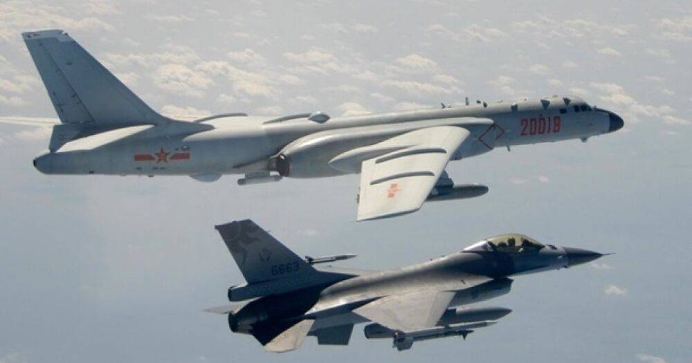 Боевые самолеты Китая вошли в воздушную зону Тайваня, — Минобороны
