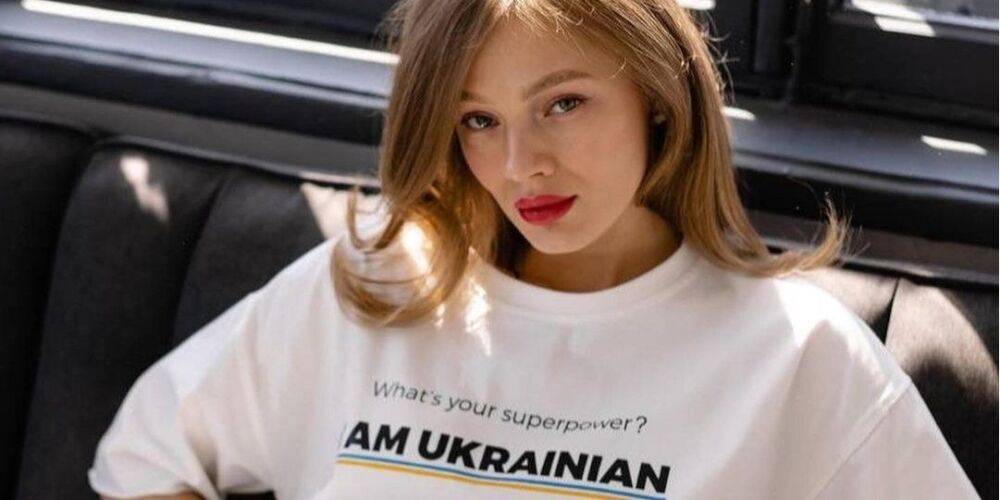 Не только «русский корабль». 10 стильных футболок с патриотичным принтом от украинских брендов