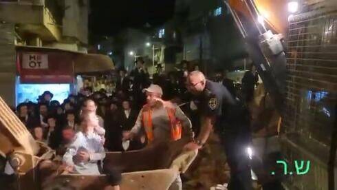 Мэрия Иерусалима требует от 17 ортодоксов 5 млн шекелей за акции протеста против трамвая
