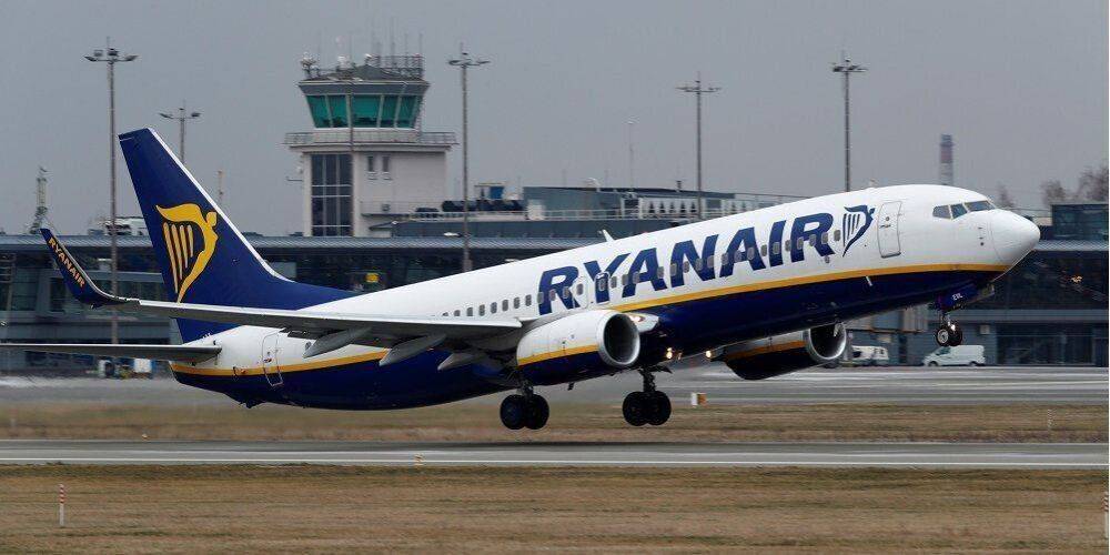 «Вводили в заблуждение» пассажиров. Венгрия оштрафовала лоукостер Ryanair на $780 000 из-за нового налога