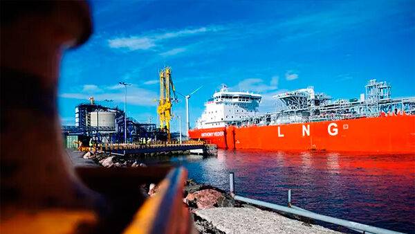 Фінляндія хоче повністю відмовитися від імпорту скрапленого газу з РФ