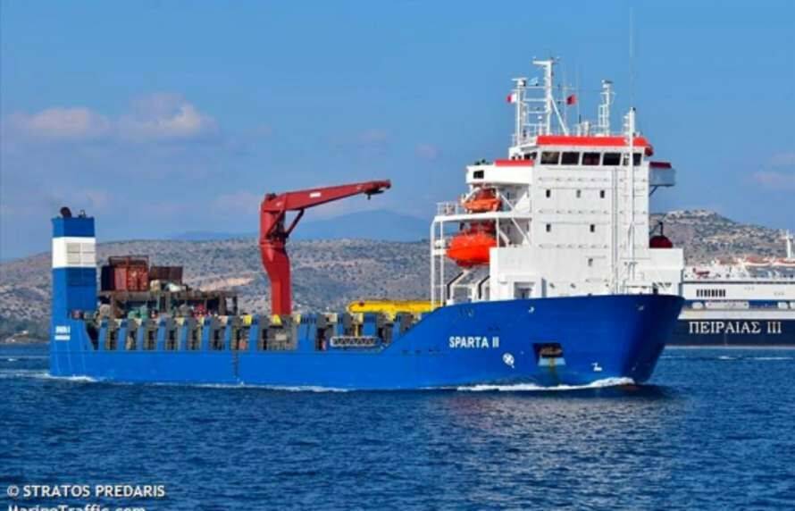 Туреччина пропускає через Босфор судна з військовою технікою рф - Bloomberg