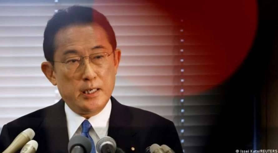 У Японії кабінет міністрів у повному складі подав у відставку