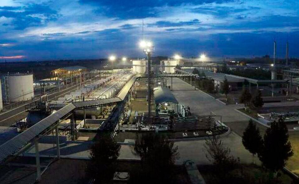 Власти Узбекистана запустили процесс продажи Чиназского нефтеперерабатывающего завода