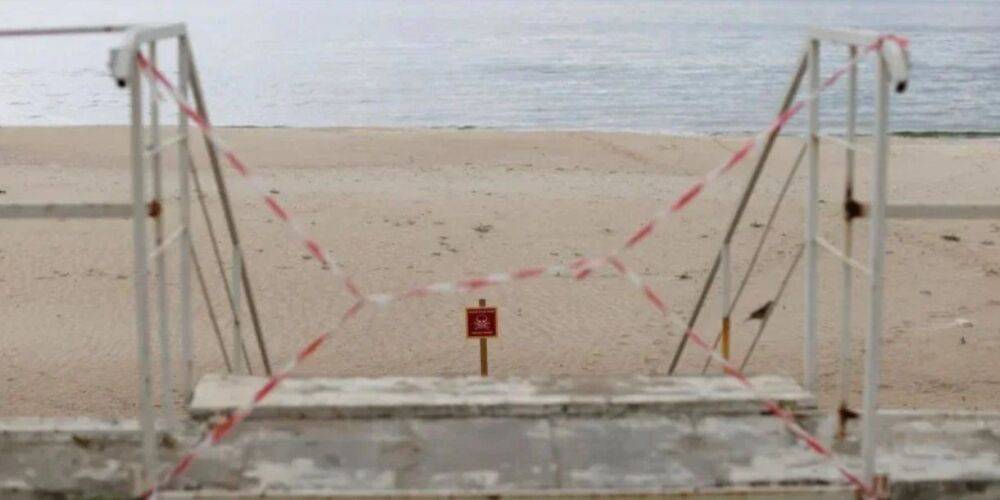 Проигнорировали запрет. На пляже в Затоке двое мужчин подорвались на мине