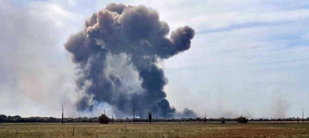 «Произошло возгорание»: в российском минобороны прокомментировали взрывы в Крыму
