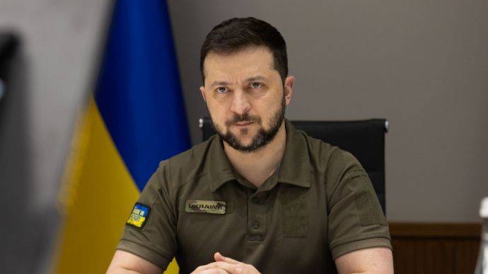 Зеленский призвал украинцев на оккупированных территориях не приближаться к российским военным объектам