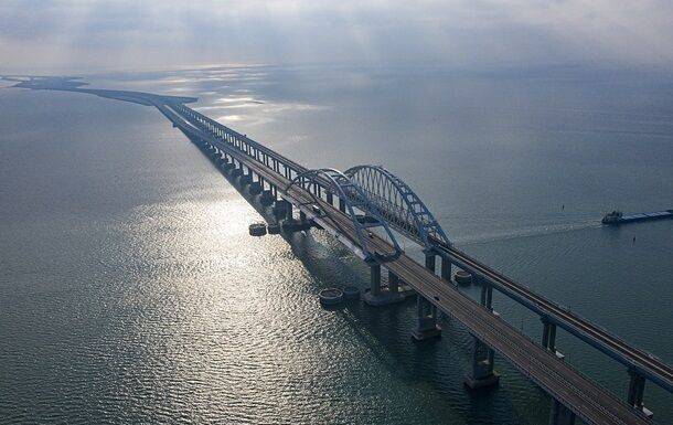 Подоляк: Крымский мост - законная военная цель