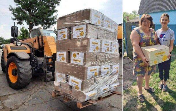 Переселенцы на Харьковщине получили продукты от Фонда Ахметова