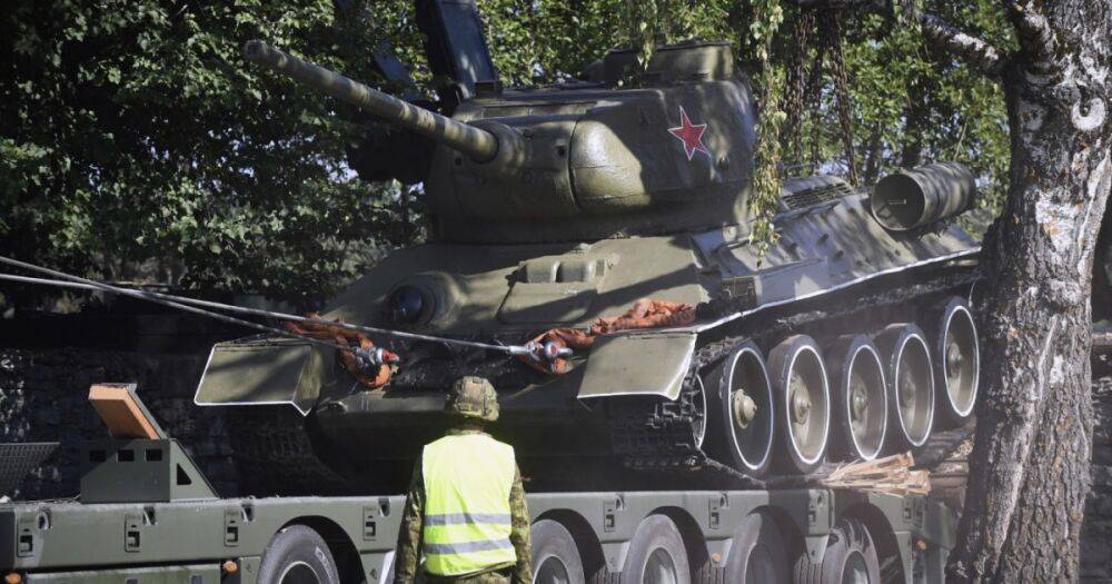 После сноса советского танка Эстония подверглась масштабной атаке российских хакеров