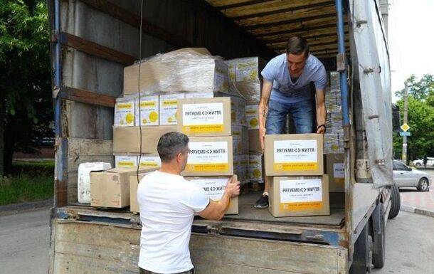 Гуманитарный проект Ахметова обеспечил помощью 220 тысяч украинцев