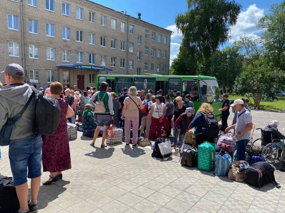 Из оккупированной части Харьковской области эвакуировали 872 жителей – глава обладминистрации