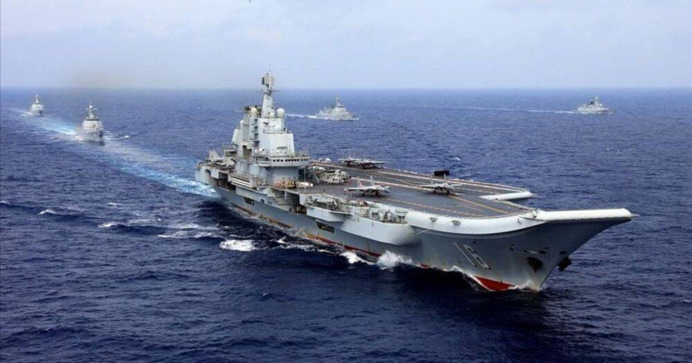 Визит Пелоси на Тайвань: два авианосца ВМС Китая вышли в море, — СМИ