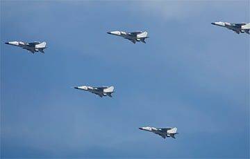 Более 20 военных самолетов Китая вошли в зону ПВО Тайваня