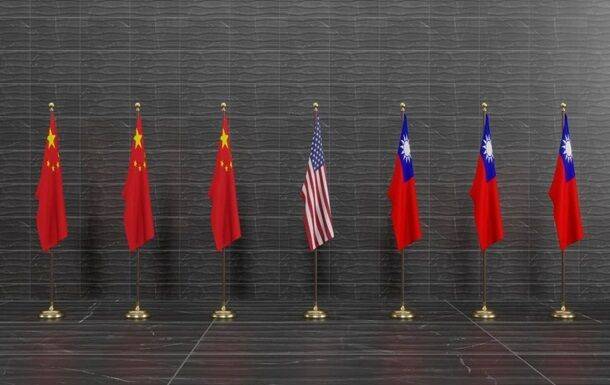 Китай пригрозил США "ответом" на визит Пелоси на Тайвань