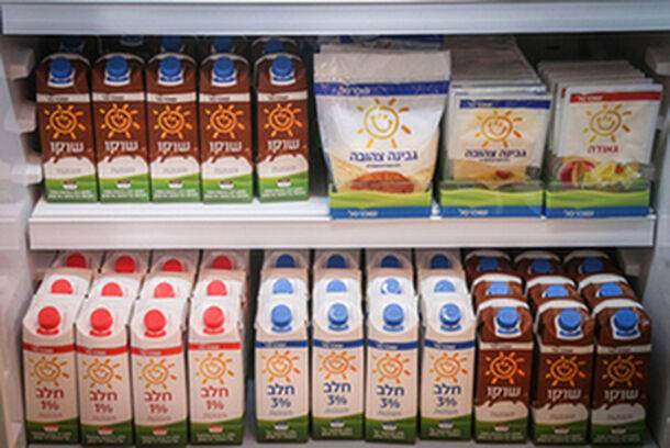 Минфин Израиля одобрил повышение цен на молочные продукты