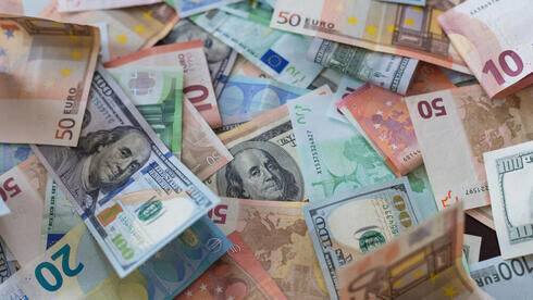 После повышения учетной ставки: в Израиле вновь понизились курсы евро и доллара