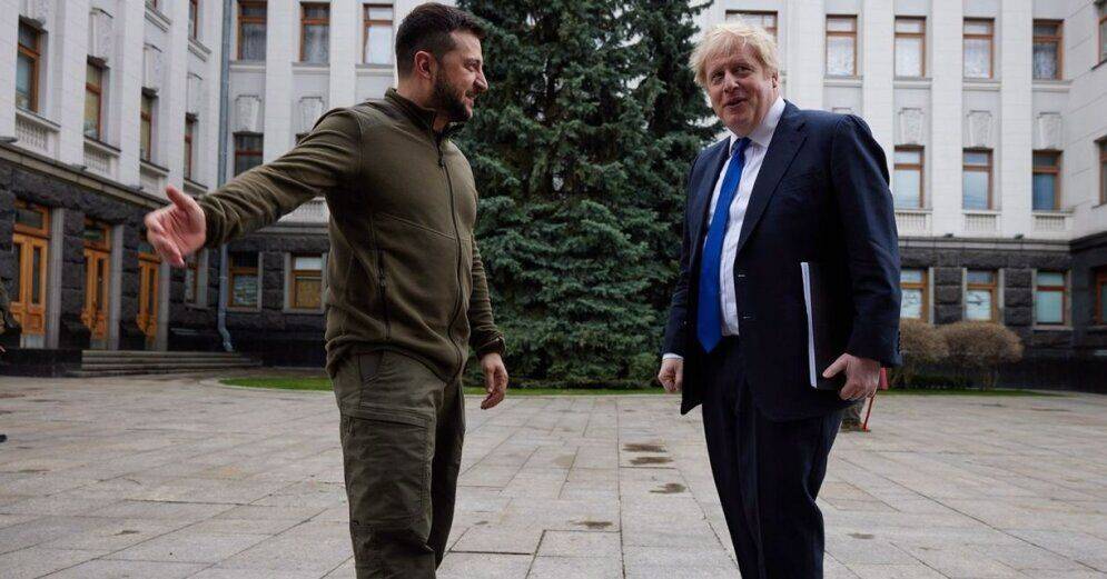 Премьер-министр Великобритании Джонсон приехал в Киев