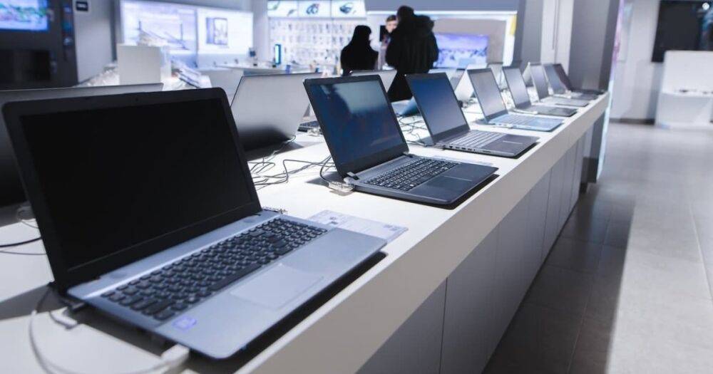 Скоро будут скидки: производители выпустили "лишних" ПК и ноутбуков на $32 млрд