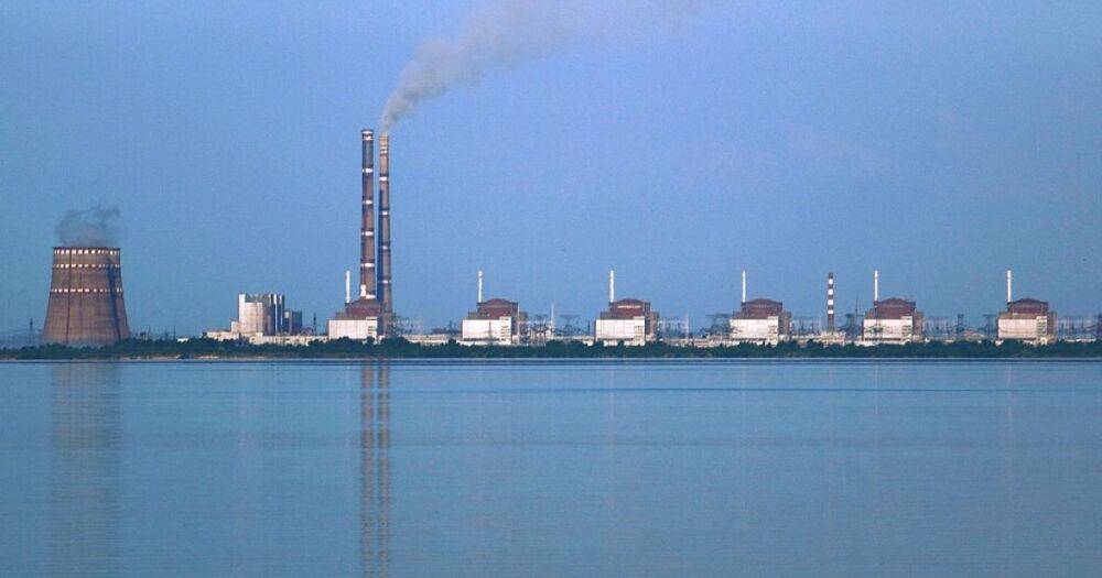 Пожар и сильный дым: CNN опубликовало снимки окрестностей Запорожской АЭС (фото)