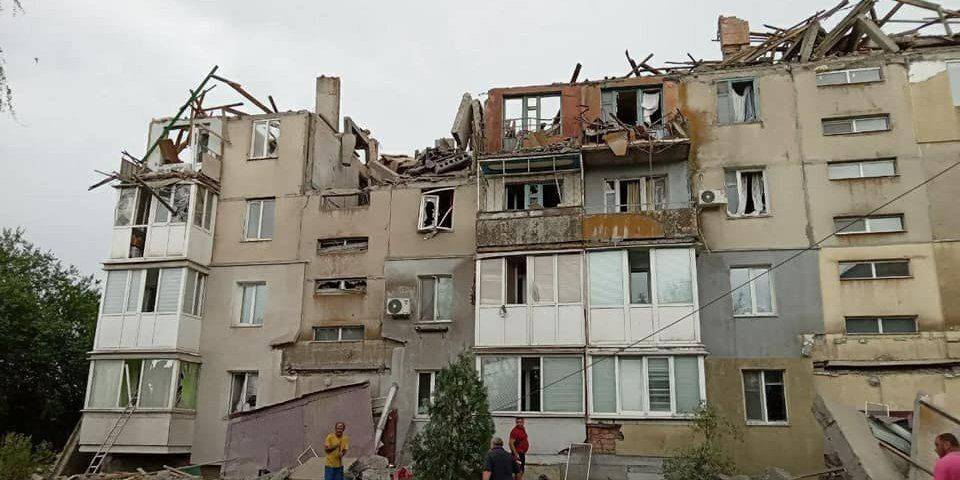 Во время вражеских обстрелов Запорожской области погибла женщина с двумя детьми