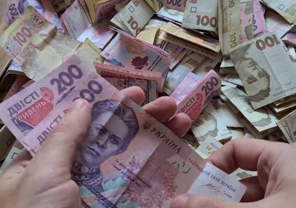 Выплата пенсий за август: в ПФУ предупредили украинцев, что происходит с деньгами