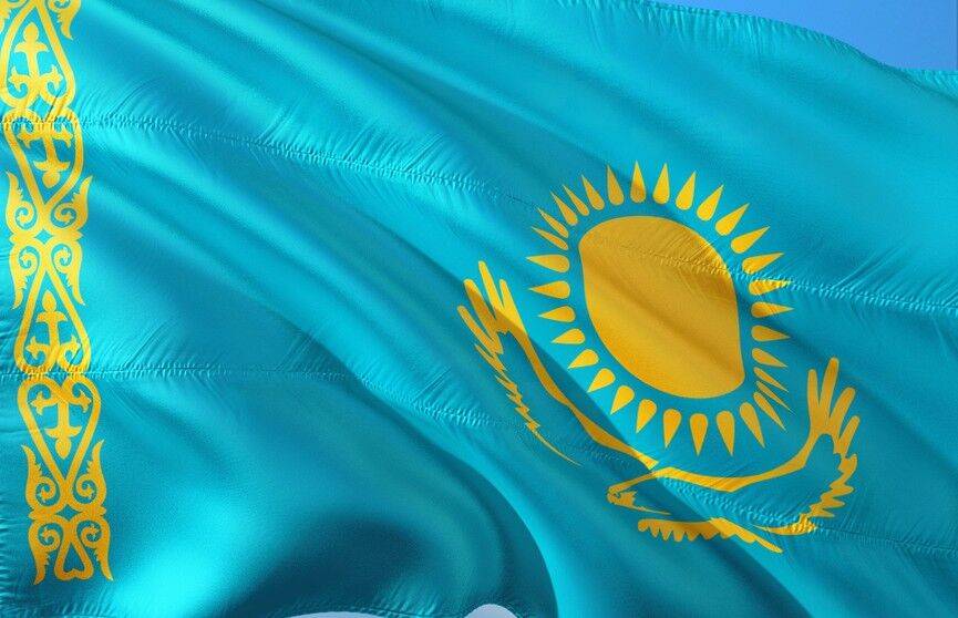 Казахстан на год приостановит экспорт вооружений