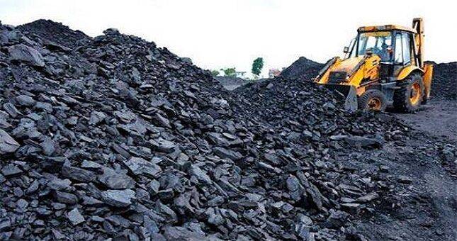 Таджикистан возобновил поставки угля через Афганистан в Пакистан