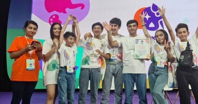 Подростки из Душанбе награждены на Первом международном Детском культурном форуме