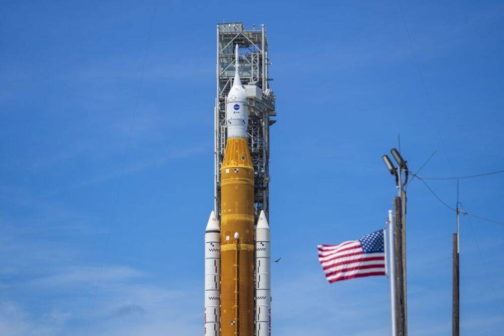 NASA впервые запускает SLS — сверхтяжелую ракету-носитель за $11 млрд, разрабатываемую с 2011 года для экспедиций на Луну и Марс [Прямая трансляция]