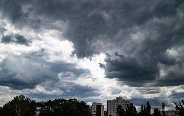 Дожди и грозы накроют почти всю Украину