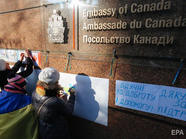 Канада скрыла от украинских сотрудников посольства в Киеве опасность вторжения и не эвакуировала их – СМИ