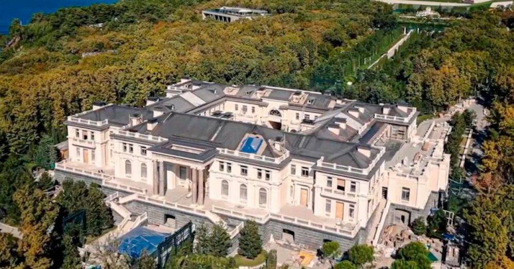 Полиция Италии арестовала активы архитектора, построившего "дворец Путина"