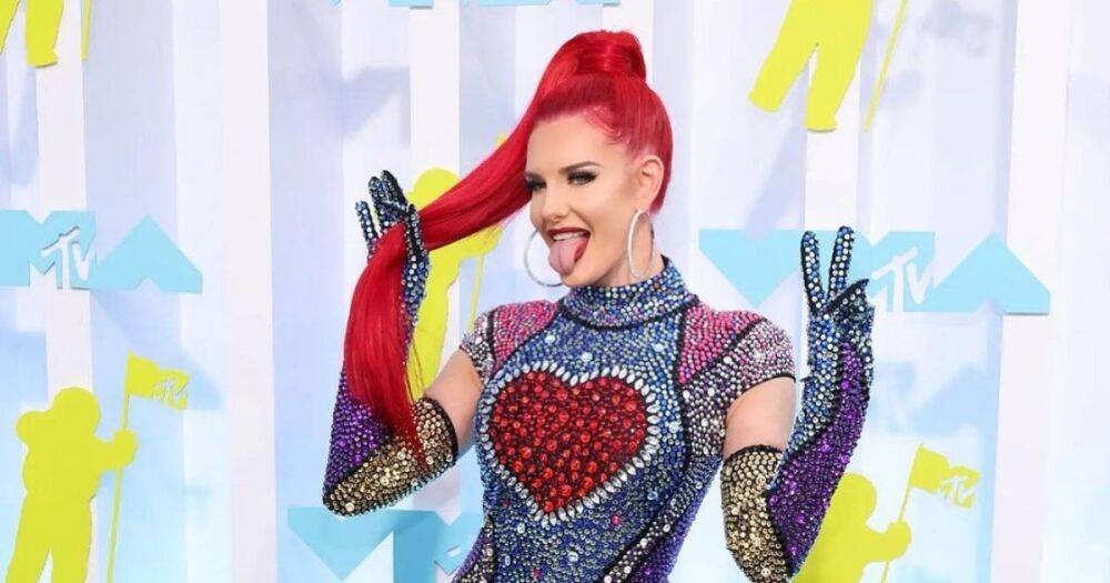 Американская телеведущая пришла на премию MTV VMA в наряде с Aliexpress (фото)
