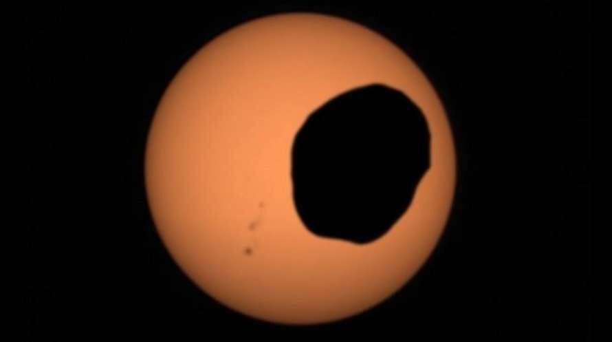 У NASA показали, як виглядає сонячне затемнення на Марсі (Відео)