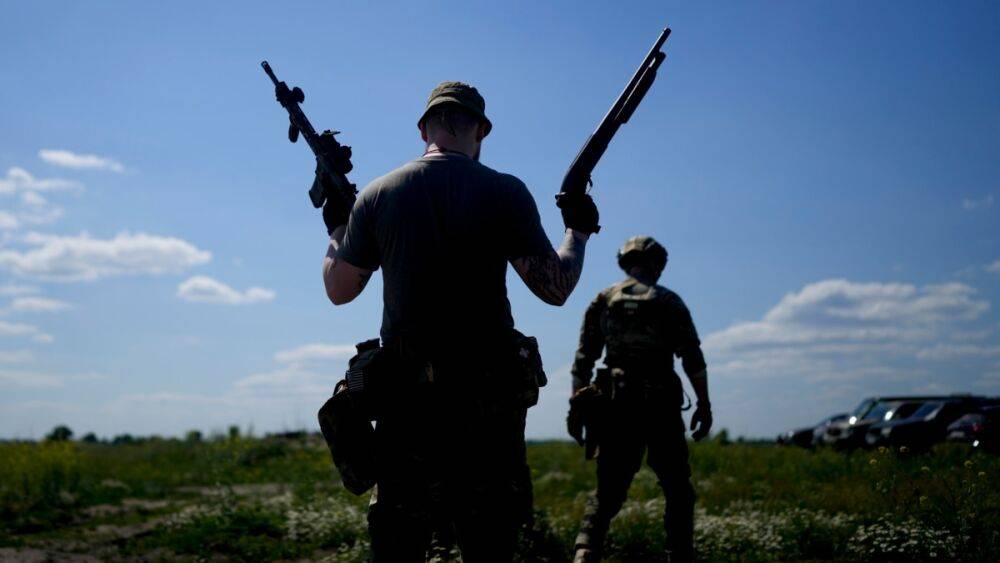 В Херсоне российские солдаты и служащие ФСБ устроили перестрелку