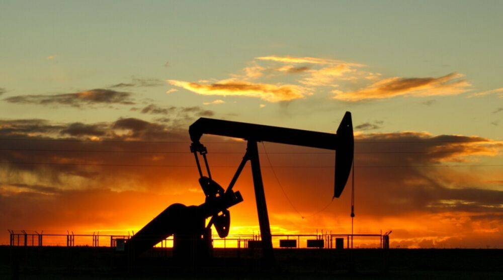 Россия нашла новый способ обойти западные нефтяные санкции – Bloomberg