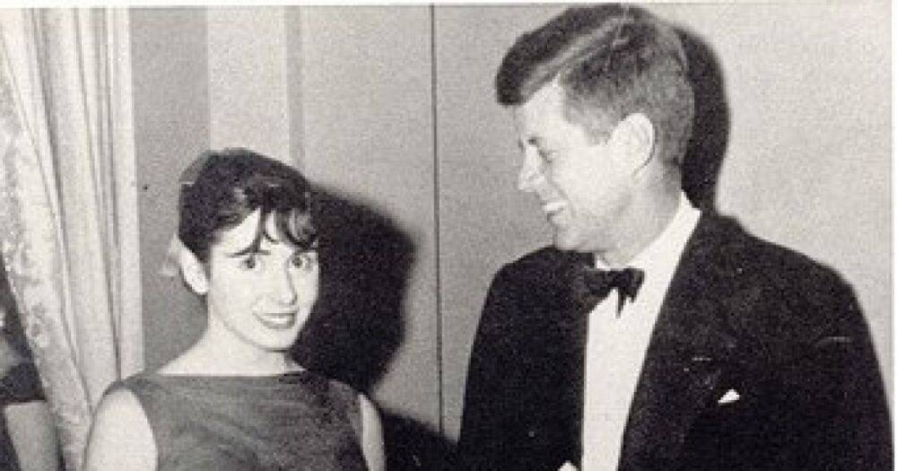 20-летняя Нэнси Пелоси и президент Джон Кеннеди: история одного фото