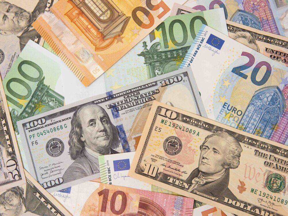 Нацбанк Украины аннулировал лицензии на обмен валюты компаниям, чьи обменки занимали 15% рынка