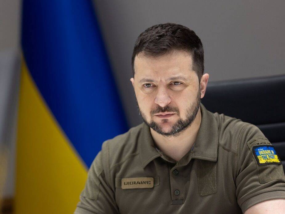 Зеленский учредил награду "За оборону Украины"