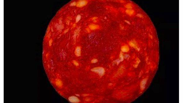 Французский ученый выдал фото колбасы за снимок планеты Альфа Центавра