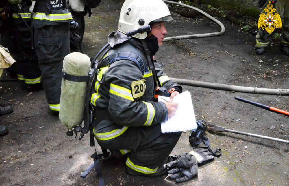 В Твери из-за пожара в общежитии эвакуировали 40 человек