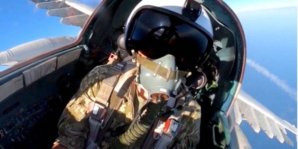 Зеленский поздравил украинских летчиков с Днем Воздушных сил — видео
