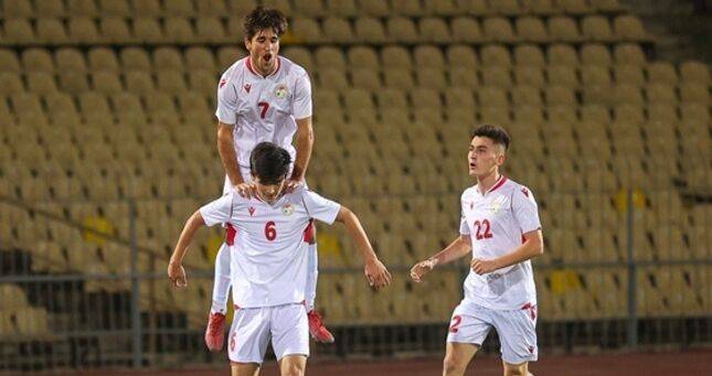 Молодежная сборная Таджикистана (U-19) стартовала с крупной победы над Афганистаном