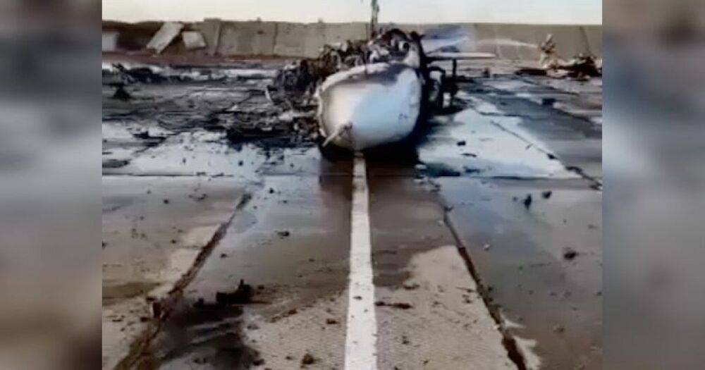 Взрывы в Крыму: росСМИ показали последствия ударов по аэродрому (видео)