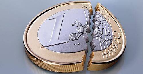 В Германии назвали евро умирающей валютой